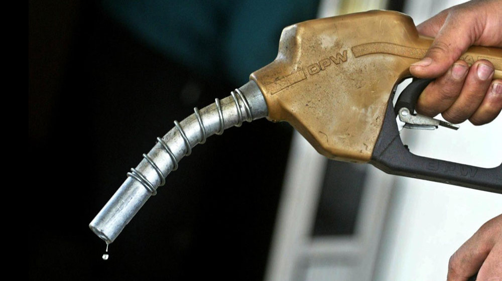 ইরানে হামলা নিয়ে নতুন পরিকল্পনার খবরে চার বছরের মধ্যে সর্বোচ্চ তেলের দাম