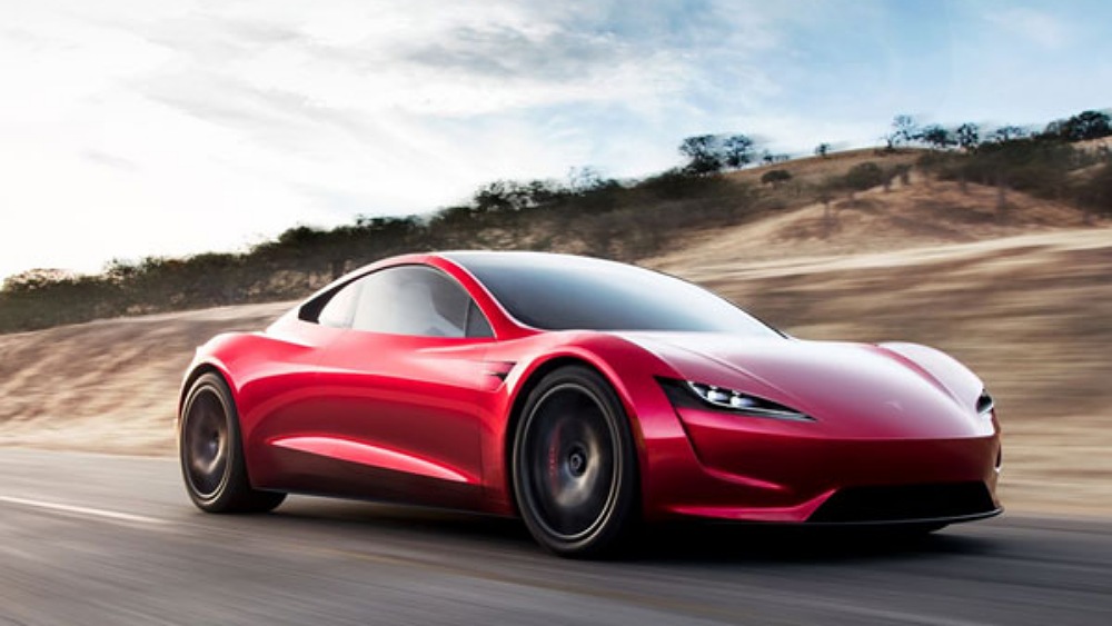 টেসলা অটোপাইলটকে বোকা বানিয়ে গাড়ি চালানো সম্ভব